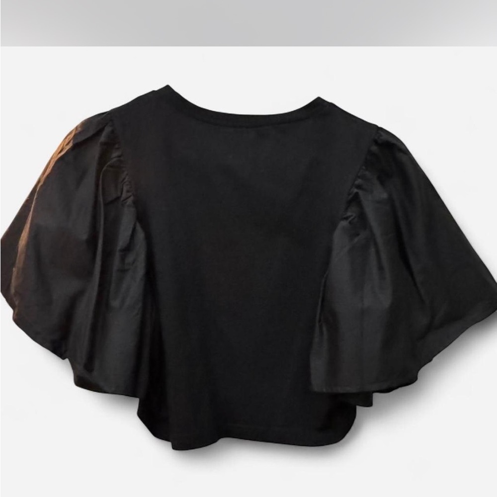 On Twelfth L Crop Top Black oversized Ruffle flutter Sleeve - Picture 2 of 3